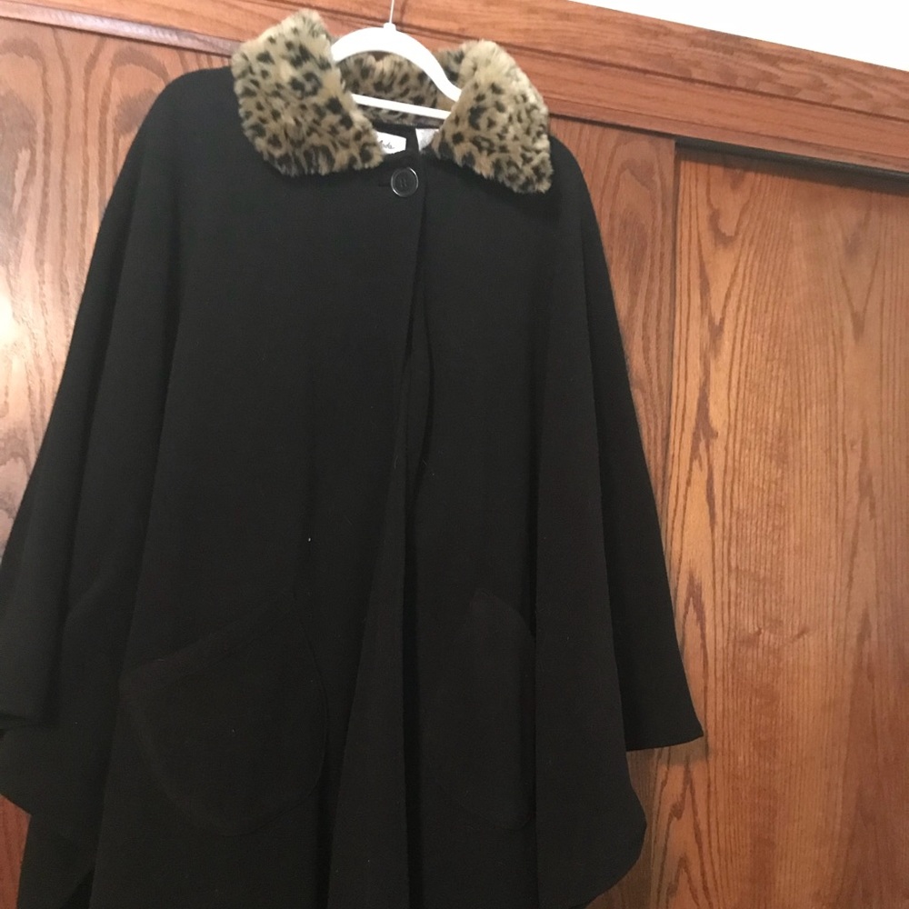 Black cape style wrap with faux fur collar